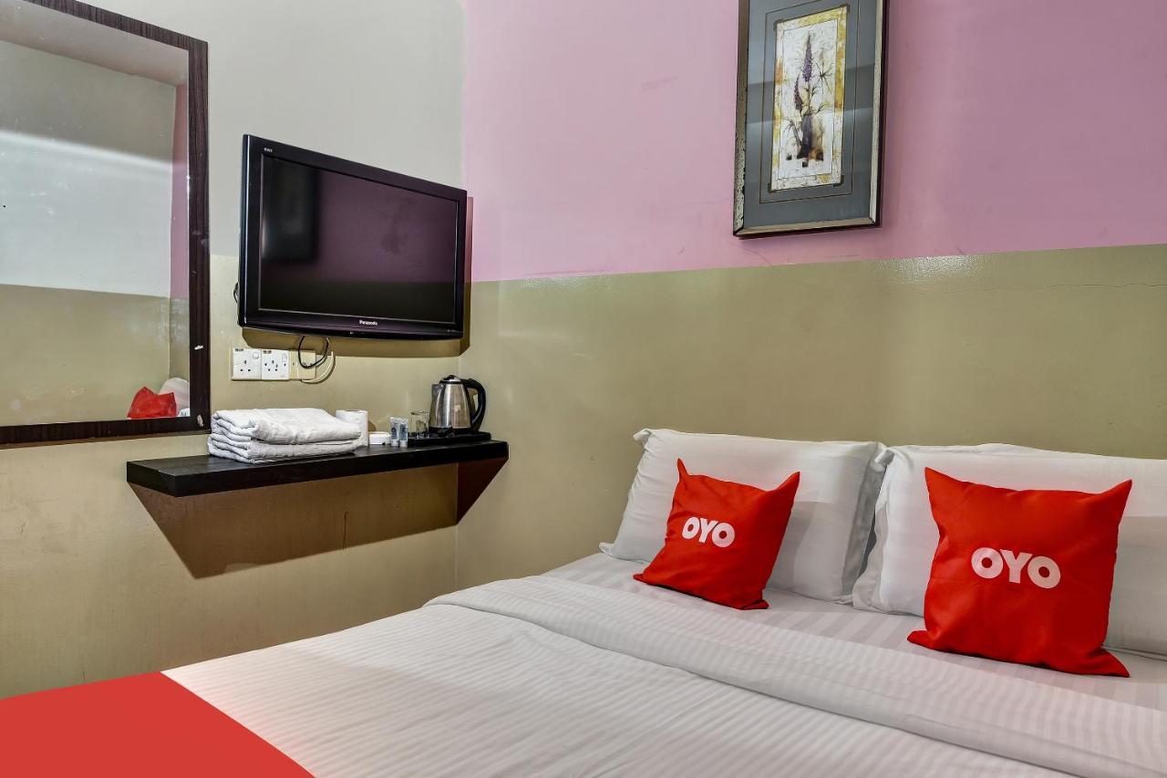 Hotel Bintang 加影 外观 照片