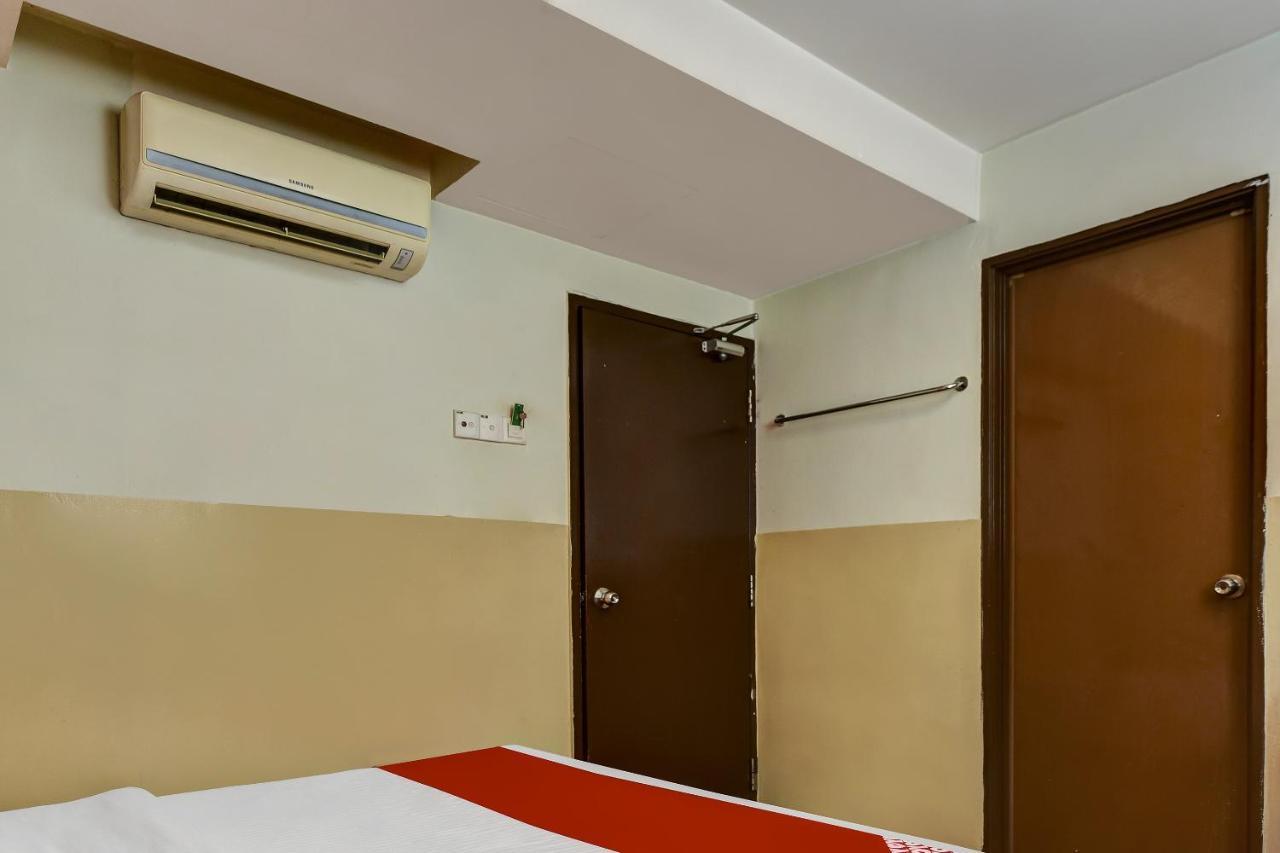 Hotel Bintang 加影 外观 照片