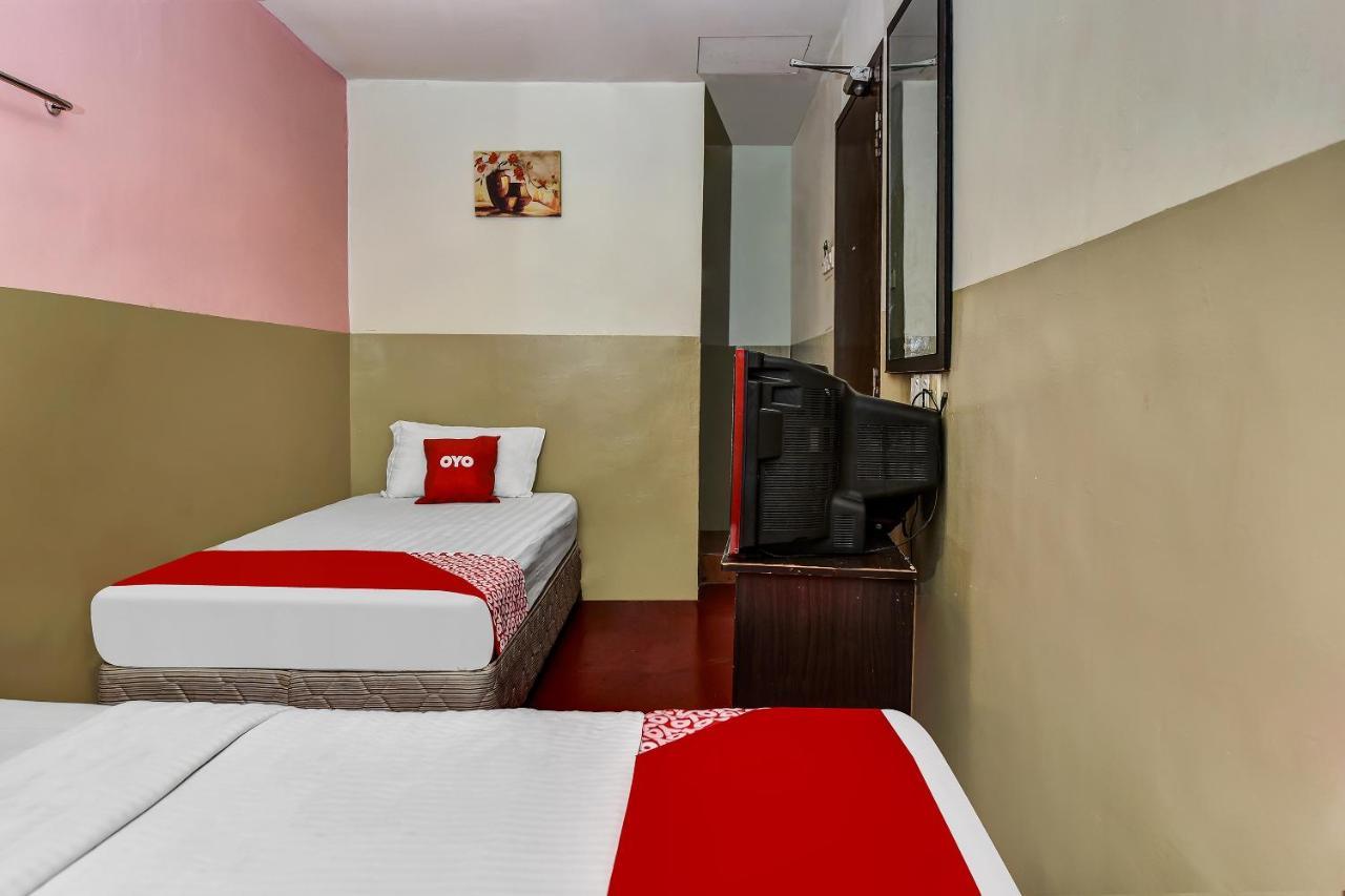 Hotel Bintang 加影 外观 照片