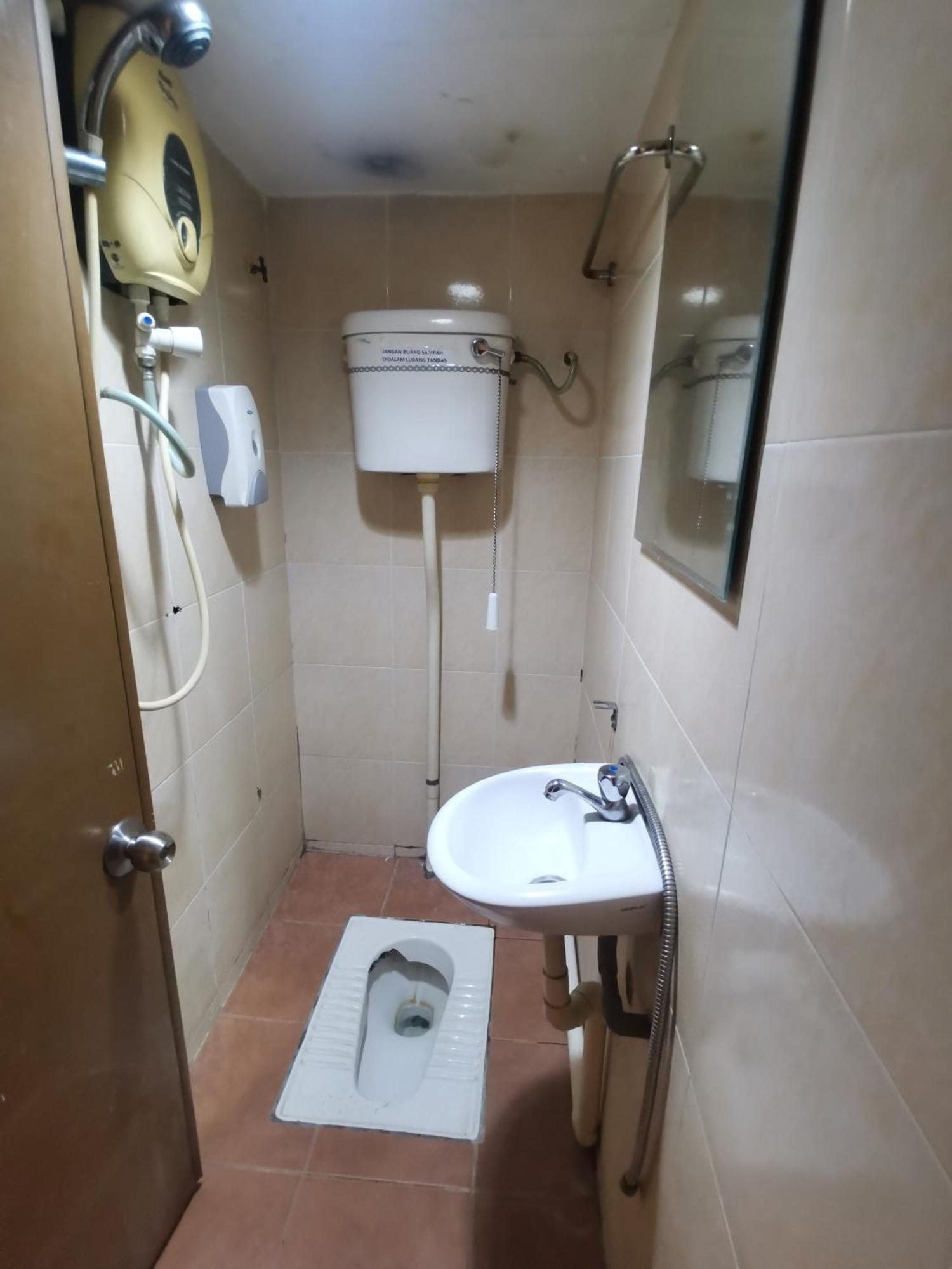 Hotel Bintang 加影 外观 照片