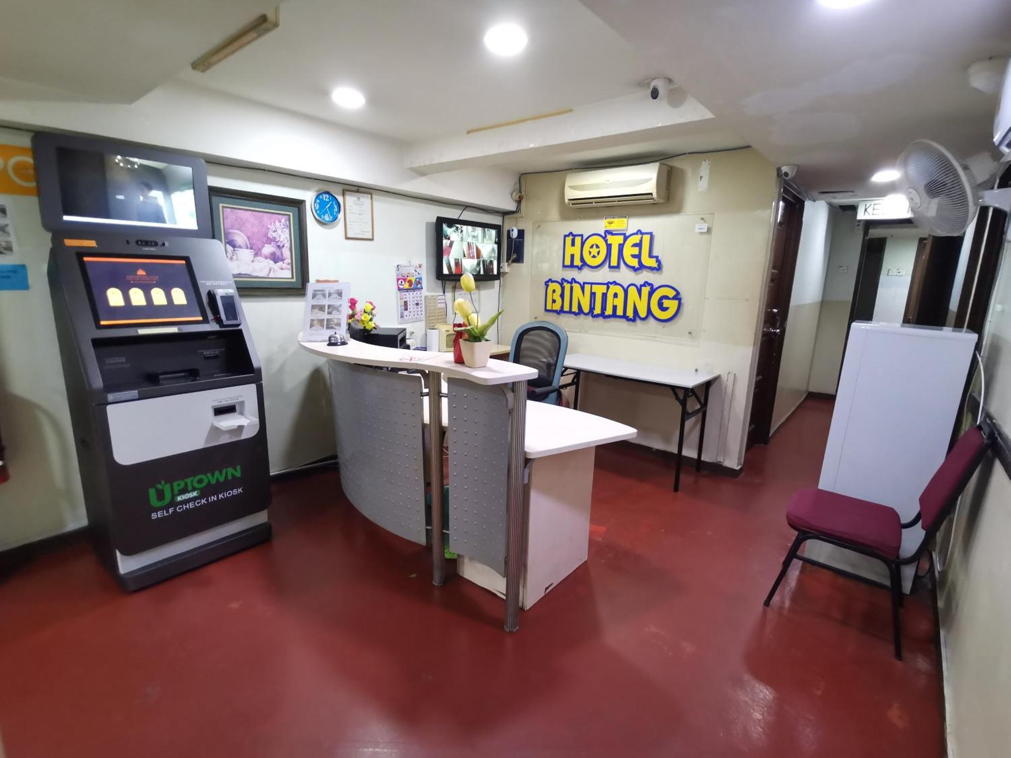 Hotel Bintang 加影 外观 照片